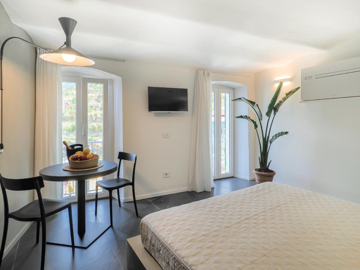 Apartment Dreamers Sea View Manarola